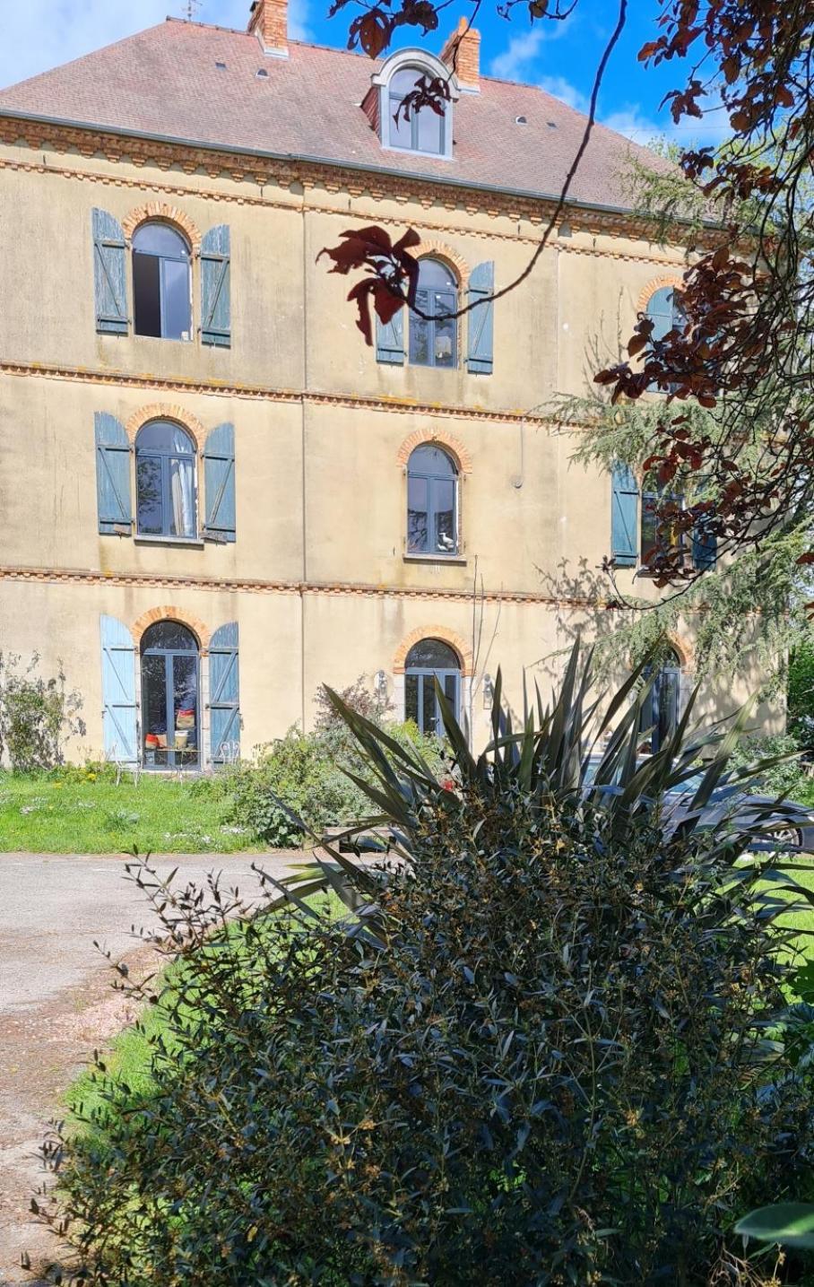 Manoir Du Haut Jusse Vezin-le-Coquet Екстер'єр фото